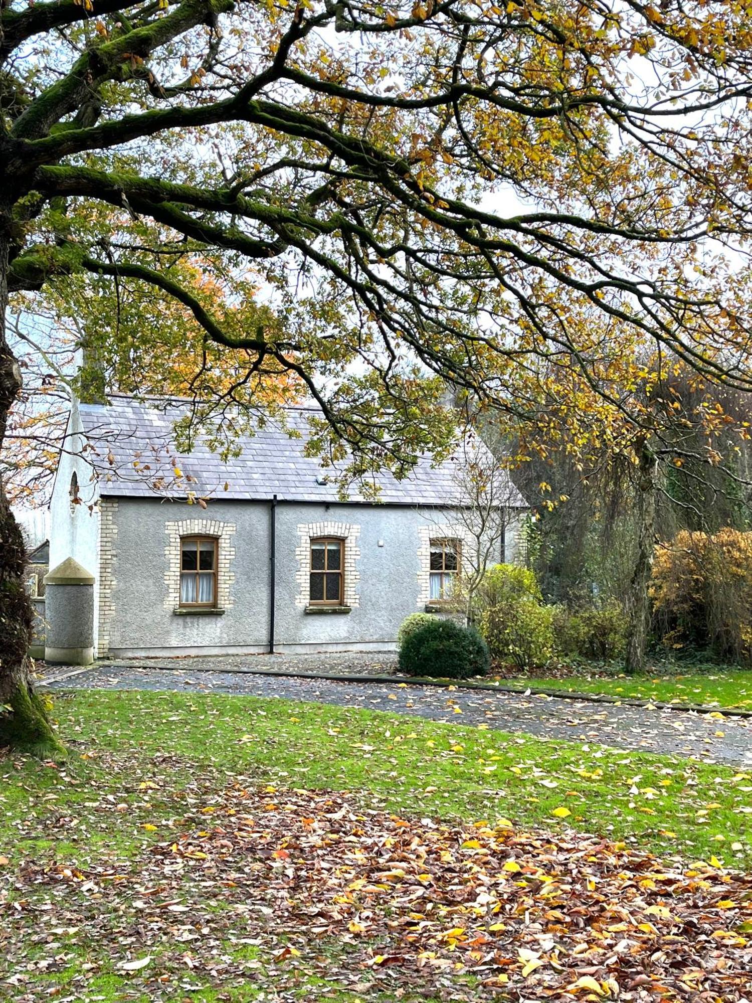 Country Garden House Holiday Homes Балимъни Екстериор снимка