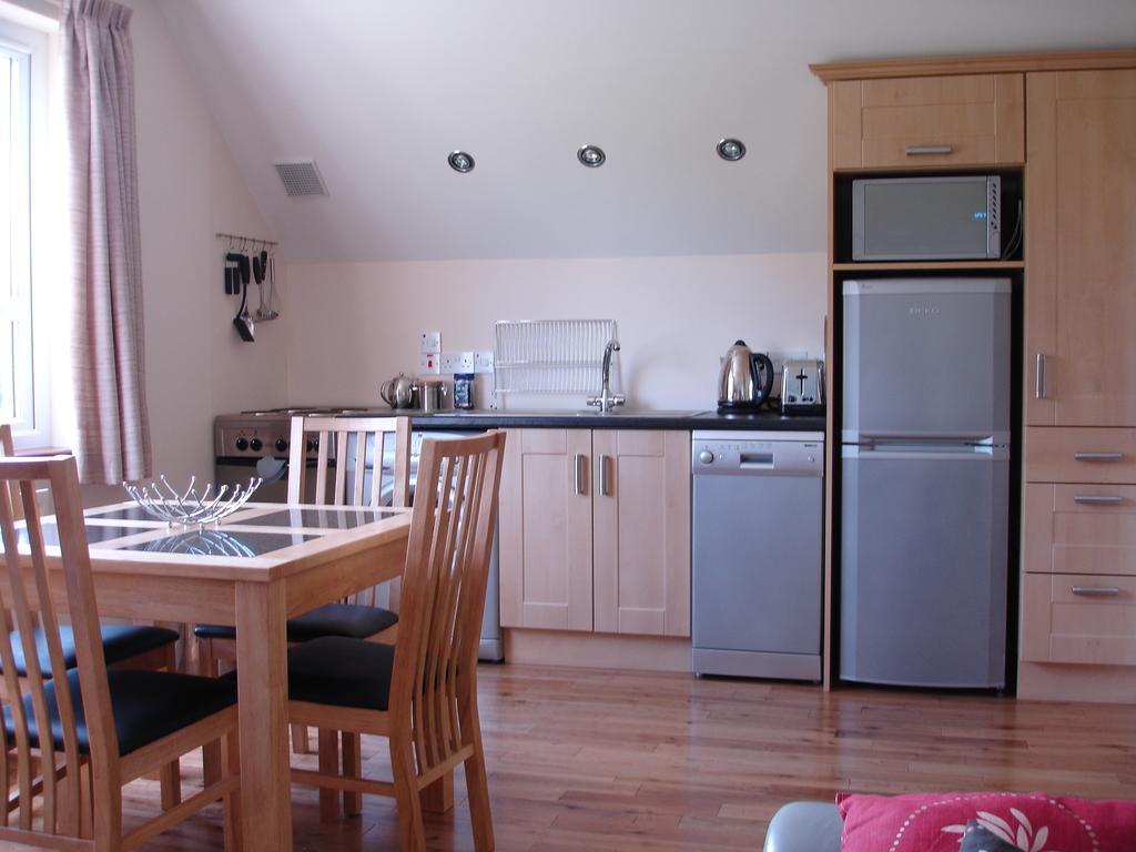 Country Garden House Holiday Homes Балимъни Стая снимка