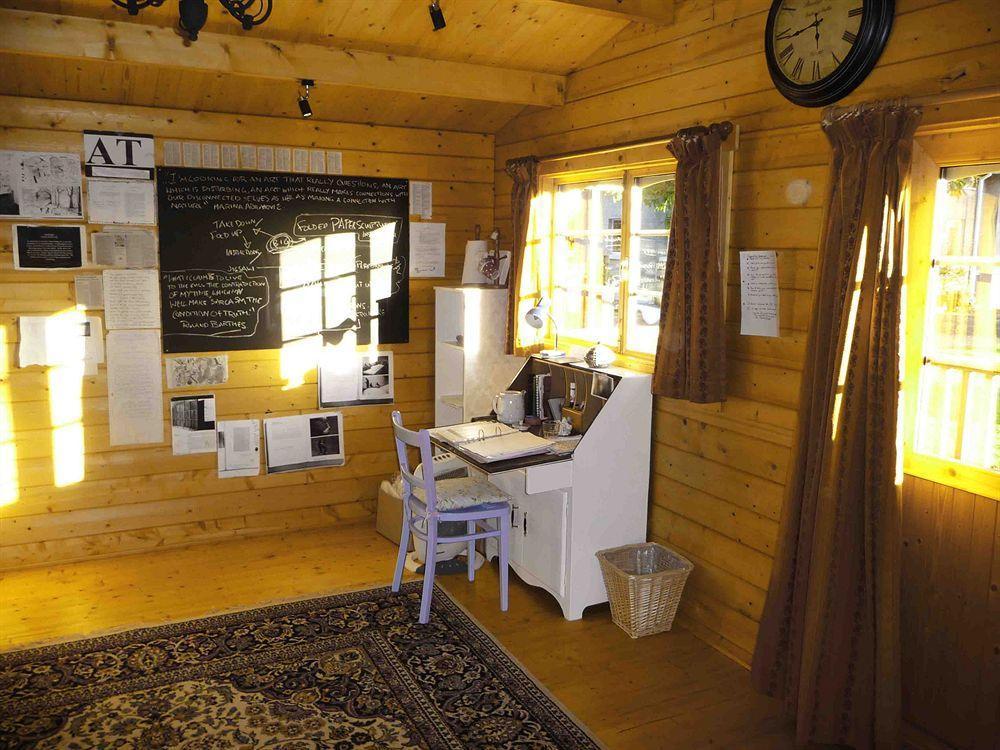 Country Garden House Holiday Homes Балимъни Екстериор снимка