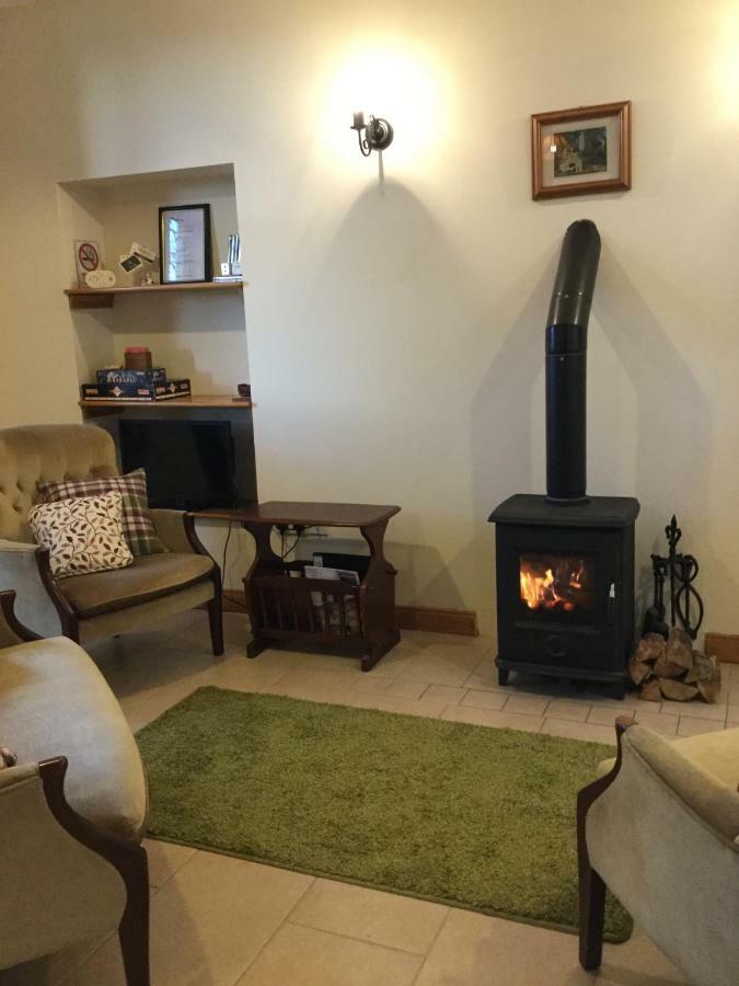 Country Garden House Holiday Homes Балимъни Екстериор снимка